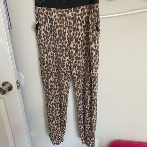 Victoria's Secret Leopard Print Sleep Joggers Size Small